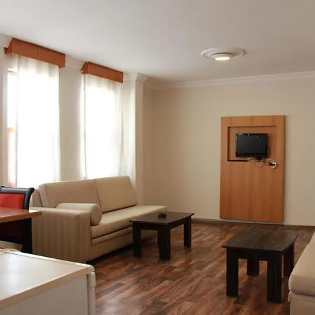 Apartment Luxor *